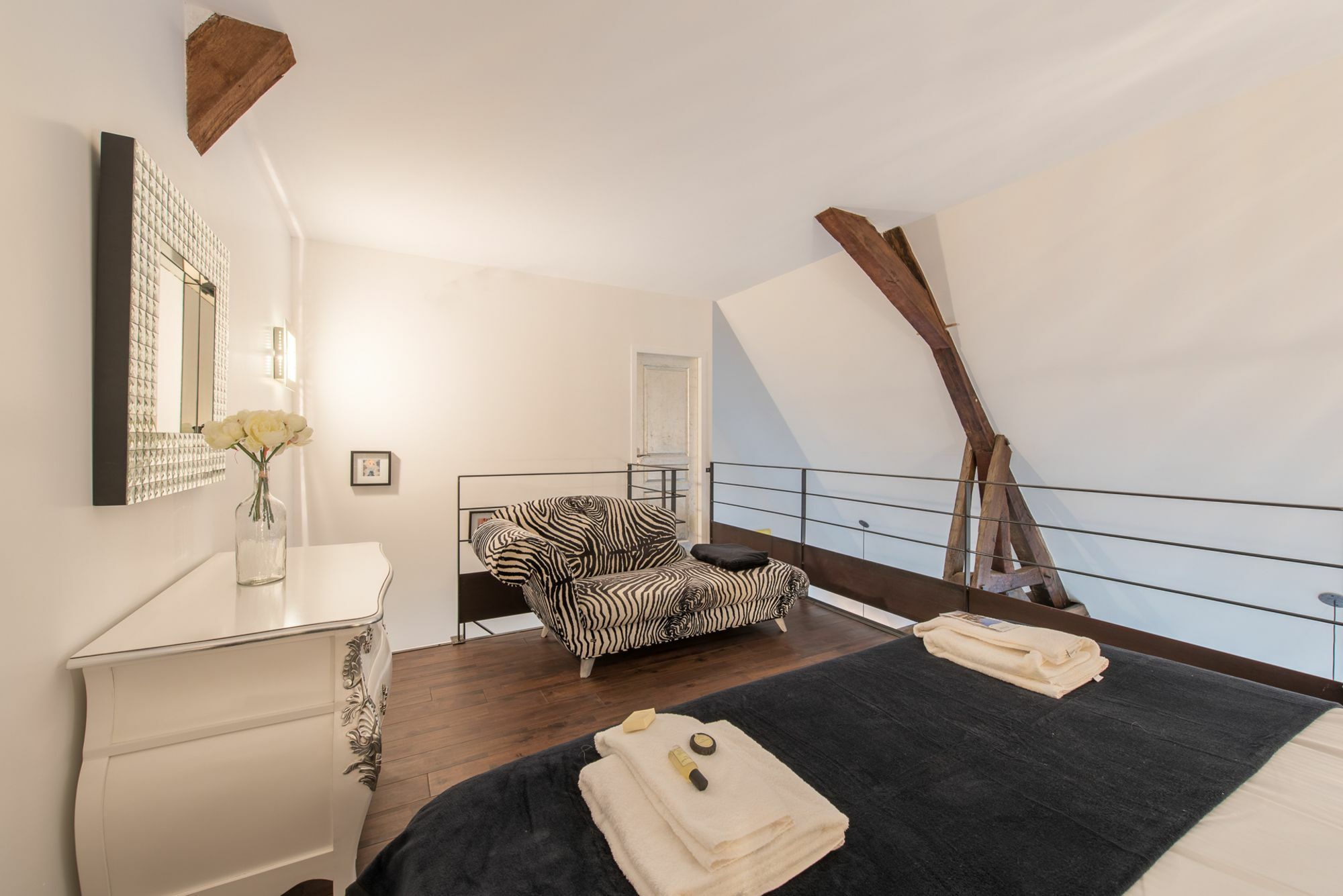 Appartamento Le Loft De La Rochepot Beaune  Esterno foto